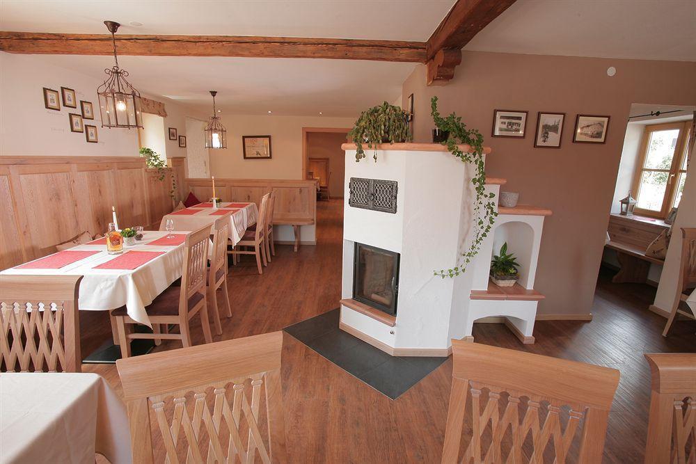 Pension Schweizerhaus Garni Weyarn Exterior photo