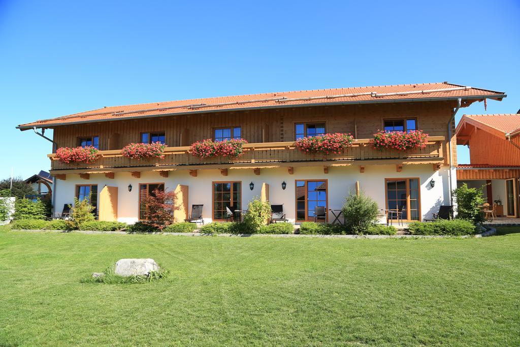 Pension Schweizerhaus Garni Weyarn Exterior photo