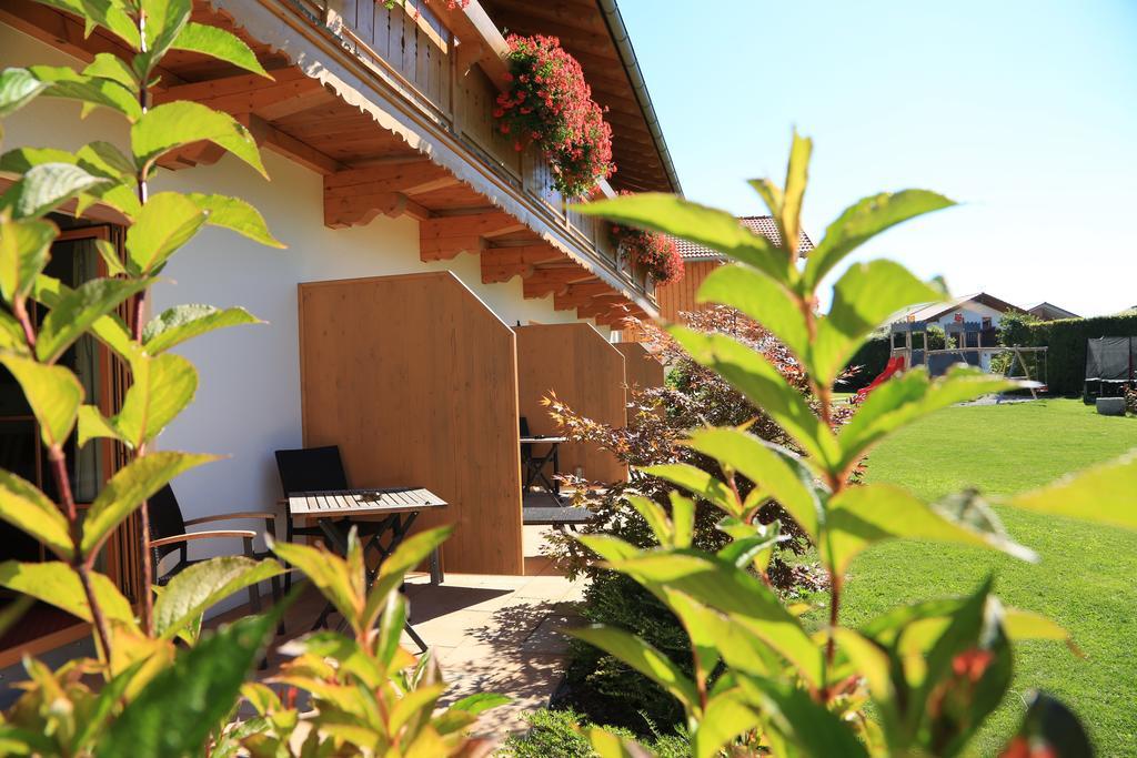 Pension Schweizerhaus Garni Weyarn Exterior photo