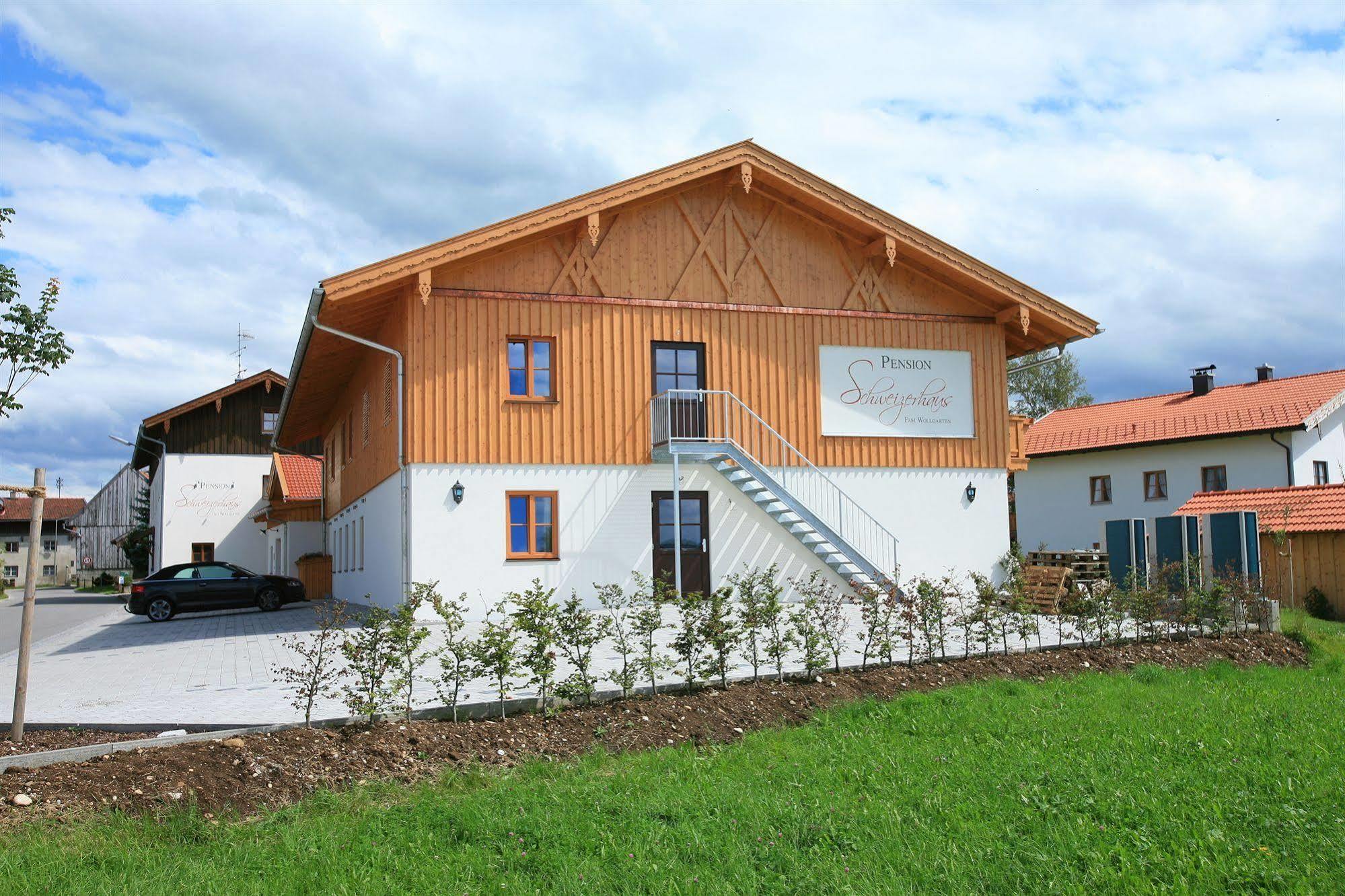 Pension Schweizerhaus Garni Weyarn Exterior photo